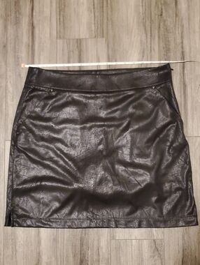 Greg Norman Black Faux Crinkle Leather A-Line Golf Tennis Skirt